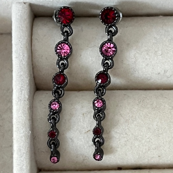 Matching Set - Purple & Pink Jeweled Costume Bracelet AND Matching Earrings - Picture 2 of 9